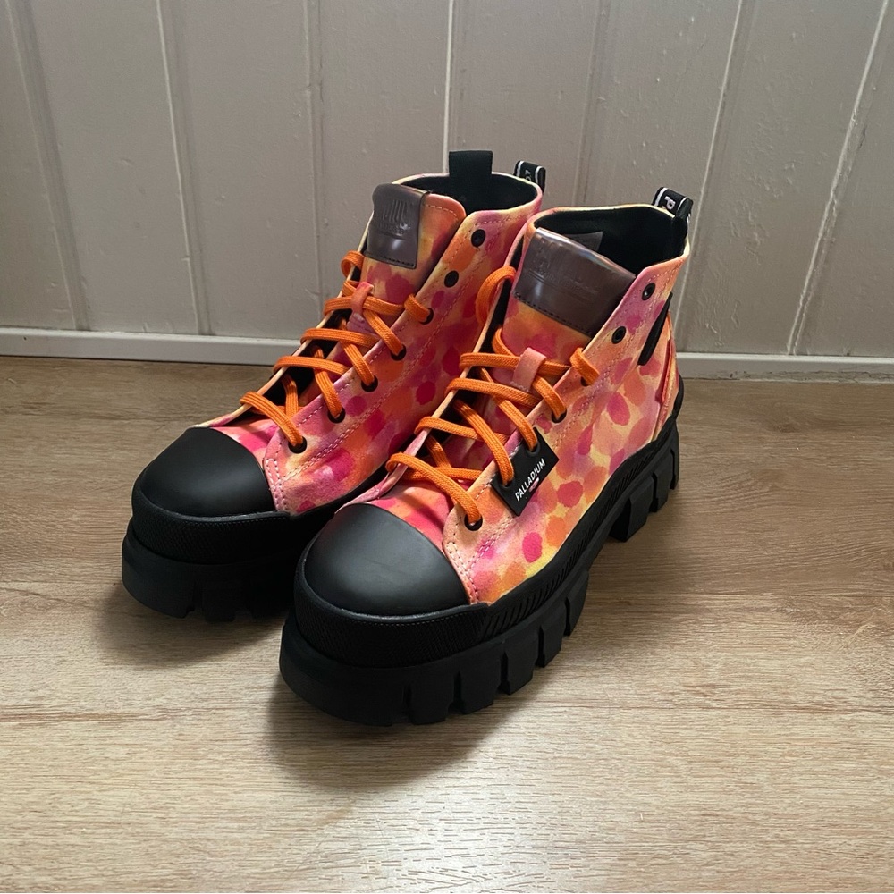 Palladium Revolt Hi TX Women’s 9 Black Sole Custom Tie Dye Festival Boots - Picture 8 of 10